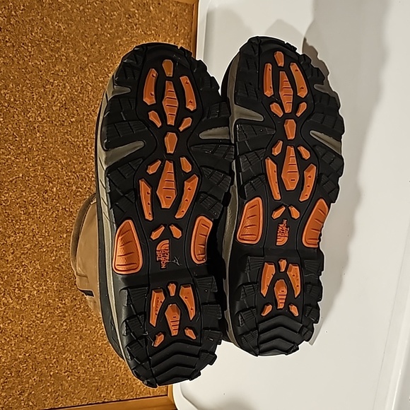 The North Face Boots - Picture 7 of 8